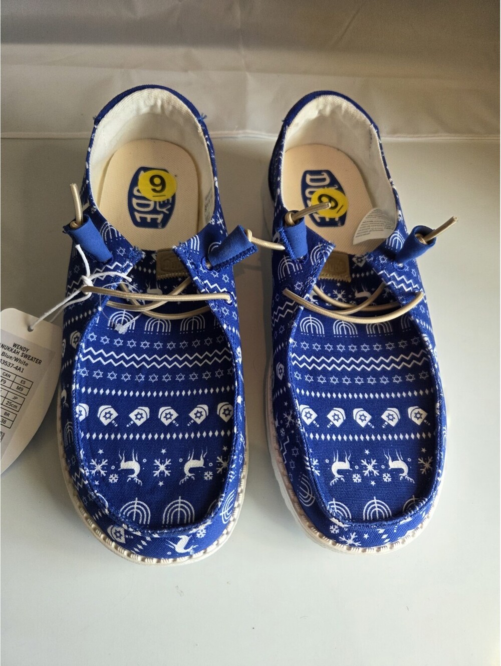 Hey Dude Wendy Shoes Womens 9 Blue White Hanukkah Sweater Comfort Loafers SB1